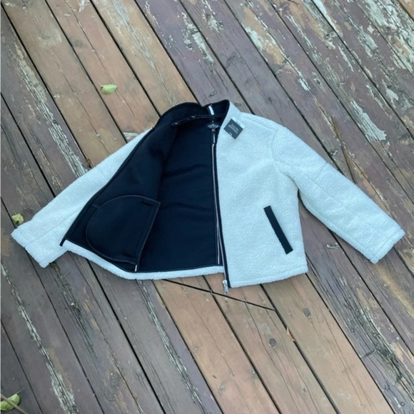 New Creme Sherpa Jacket - Picture 7 of 14